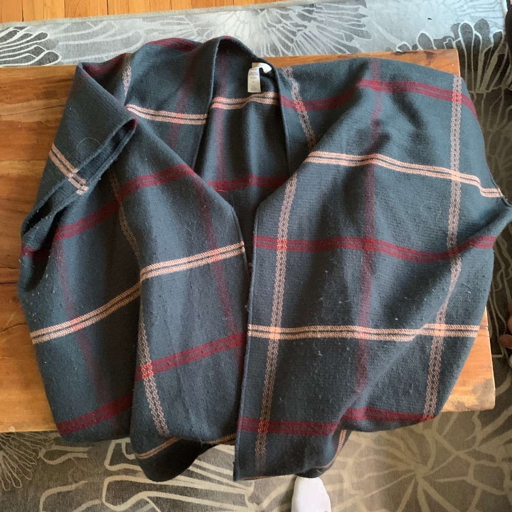 Loft Poncho Plaid